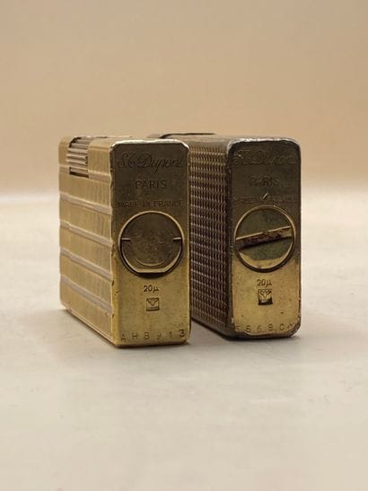 S.T. DUPONT 
Set consisting of two gold-plated...