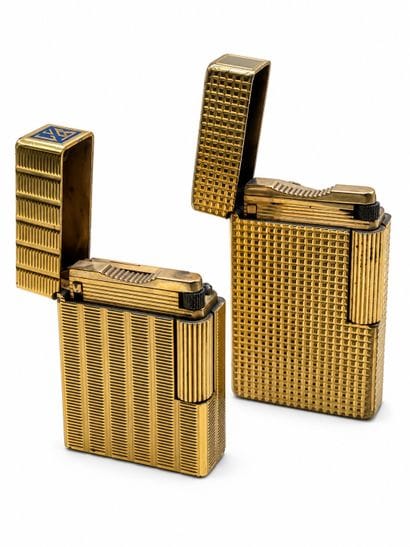 S.T. DUPONT 
Set consisting of two gold-plated...