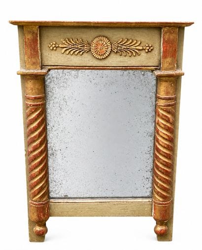 Miroir trumeau à fronton en bois sculpté,...
