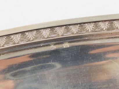Delheid. 
Oval dish decorated with a frieze...