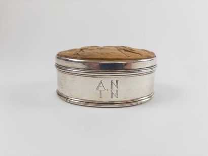 Augsburg.
Oval molded box engraved with the...
