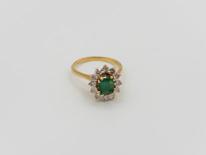 Bague.
Ornée d’une émeraude d’env. 0,99 ct...