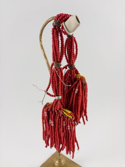 Sidamo.
Wedding necklace. Glass beads, leather...