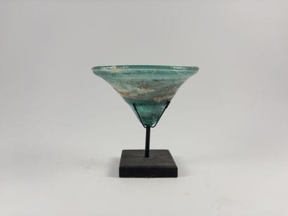 Oil lamp. 
Roman or Islamic art. Second half...