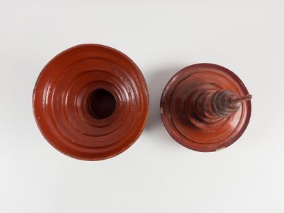 Hsun-Ok.
Buddhist offering receptacle. Decorated...