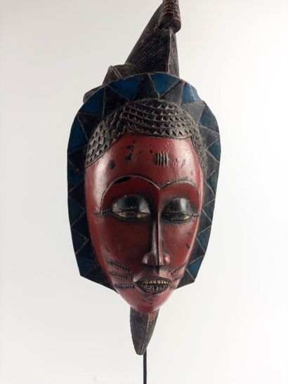 Gouro. 
Decorative mask. Polychrome wood....