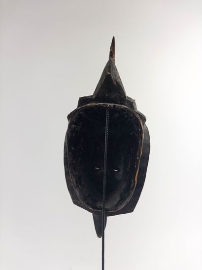Gouro. 
Decorative mask. Polychrome wood....