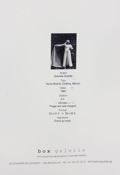 Graciela Iturbide (Mexico, 1942).
Novia Muerte....