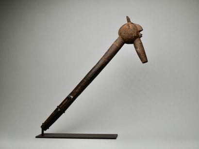 Sceptre cérémoniel à tête avec cornes Mossi,...