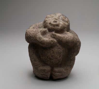 Cross River askwanshi head
Stone 
H : 13...