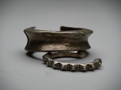 Set of two Timor bracelets
Indonesia
Silver...
