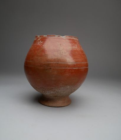 Jar
Djenne
Mali
20th century
Earthenware
Diameter:...