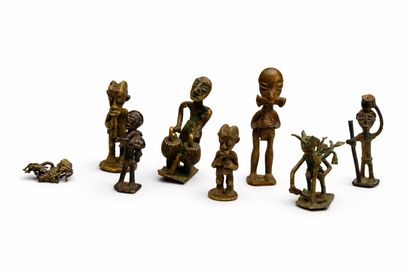 Ensemble de 8 personnages Akan, Ghana
Laiton
Personnages...