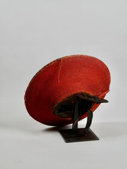Coiffe Zoulou, Afrique du Sud
D. 41 cm 
Superbe...