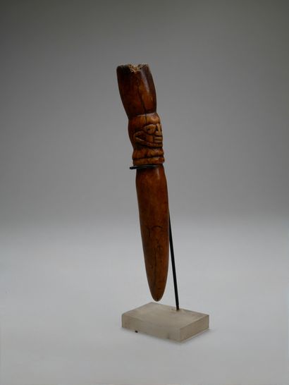 Iroke divination hammer, Yoruba, Nigeria
Ivory
Provenance:...
