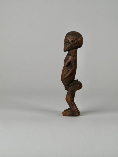 Statuette Lobi, Burkina Faso
Bois, cordelette
H...