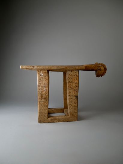 Tabouret Bobo, Burkina Faso
Bois
H: 29cm/...