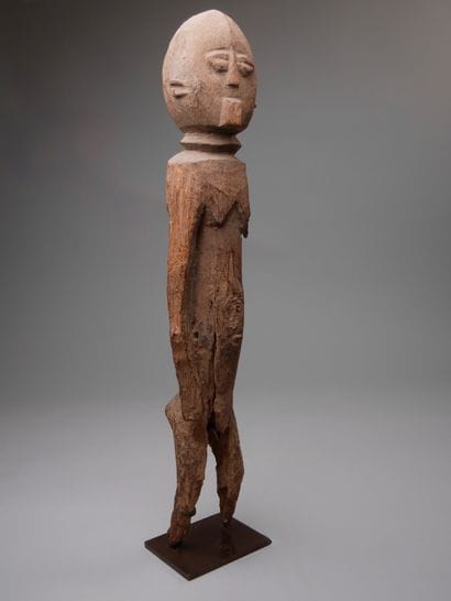 Statue Lobi, Burkina Faso
Bois
H : 53,5 cm
Provenance...