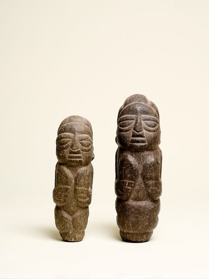 Set of two monoliths Atal Akwanshi Cross...