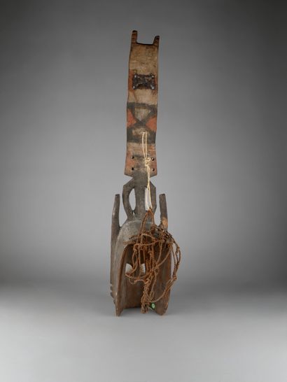 Masque kanaga Dogon, Mali
Bois, pigments
H...