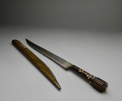 Couteau Afrique subsaharienne
Ivoire, métal
D...