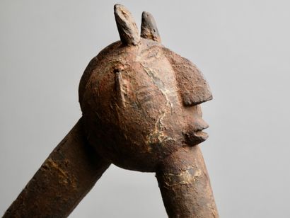 Sceptre cérémoniel à tête avec cornes Mossi,...