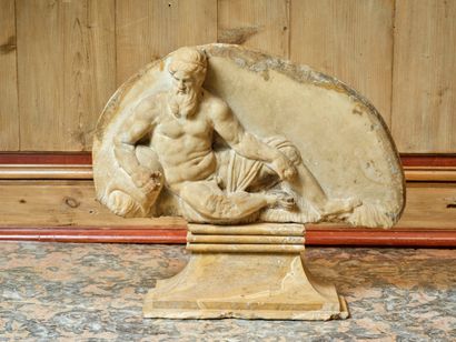 Antique sculpted marble bas-relief depicting...