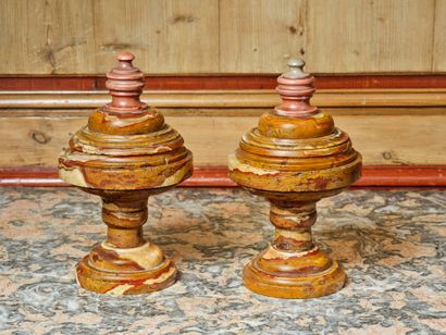 Pair of covered bowls in banded onyx.
France....
