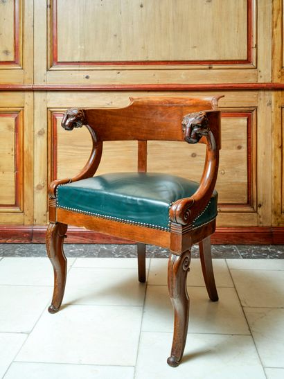 Desk armchair in wood and mahogany veneer....