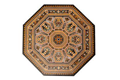 Large octagonal tray in fine polychrome hardstone...
