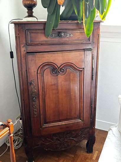 set of furniture including : 
- two rustic...