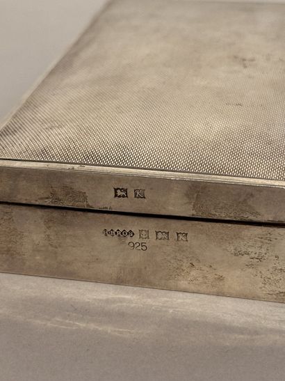 925° English silver box. Wooden interior....