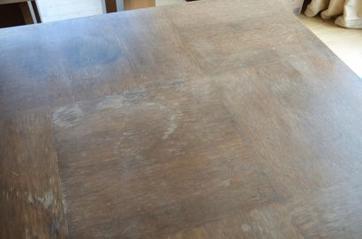 Modern work
Stained oak veneer dining table,...