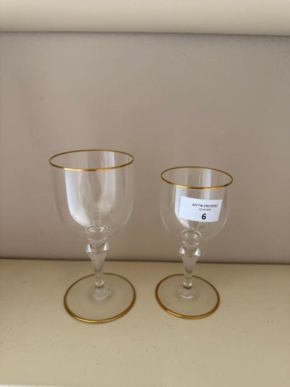 BACCARAT - PARTIE de service de verres à...