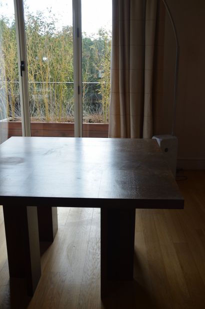 Modern work
Stained oak veneer dining table,...