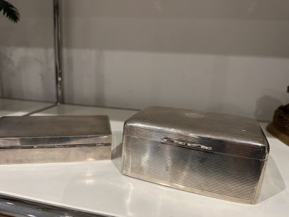 925° English silver box. Wooden interior....