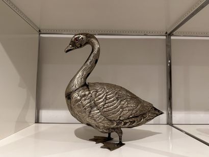 CORBEILLE en bronze argenté à décor de cygne,...