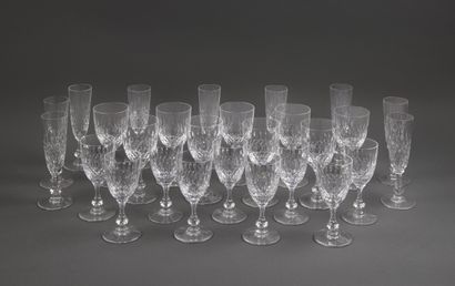 SAINT LOUIS
SERVICE SET of crystal glasses...
