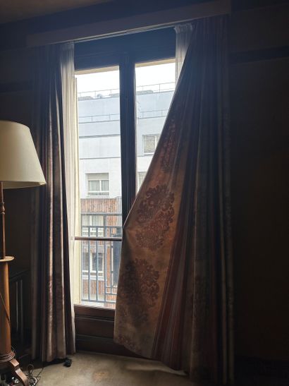 Pair of lined CURTAINS with floral design....