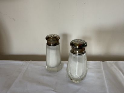 Two crystal SAUPOUDROIRS, one with 925/°°...