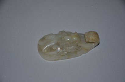 CHINA - Celadon nephrite FIBER, the hook...