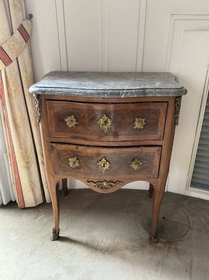 Small COMMODE in violet-wood and rosewood...