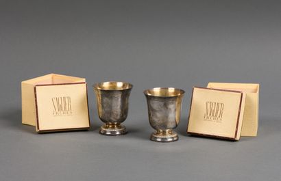 SAGLIER FRERES - Pair of tulip-shaped TIMBALES...