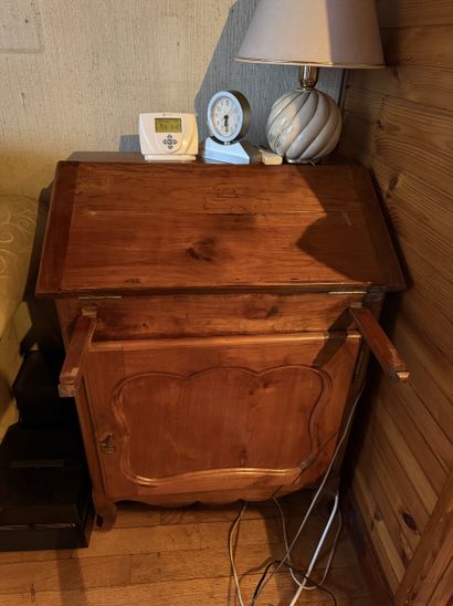 Small sloping desk in natural wood, opening...