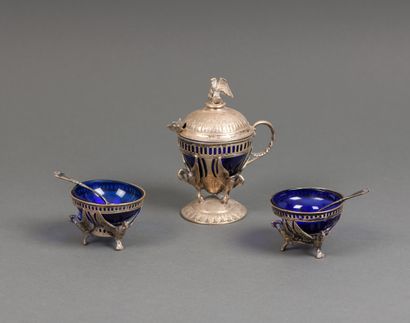 TABLE SET, the mounts in 800/°° silver with...