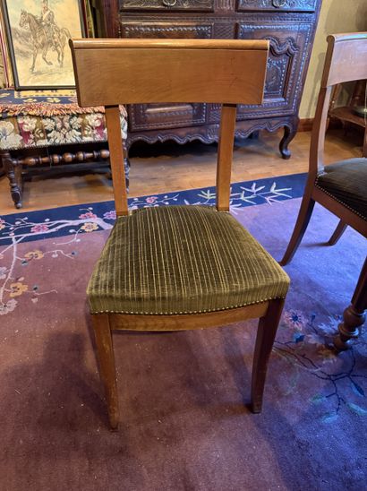 Suite of six CHAIRS in natural wood, backrest...