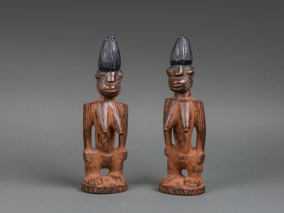 NIGERIA - IBEJI couple in carved wood with...