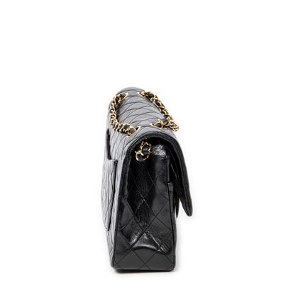 CHANEL
Timeless Classique Double Flap