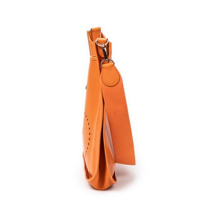 HERMES Paris
Evelyne I