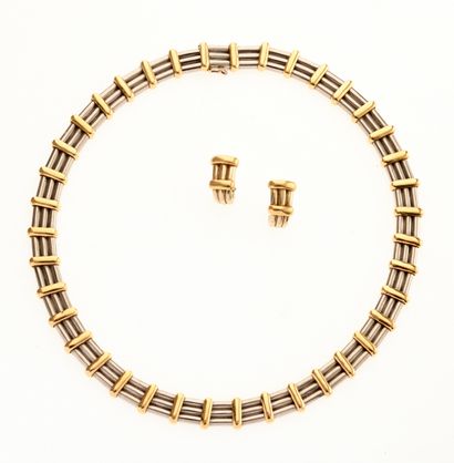 BOUCHERON
Vers 1980
Parure comprenant un...